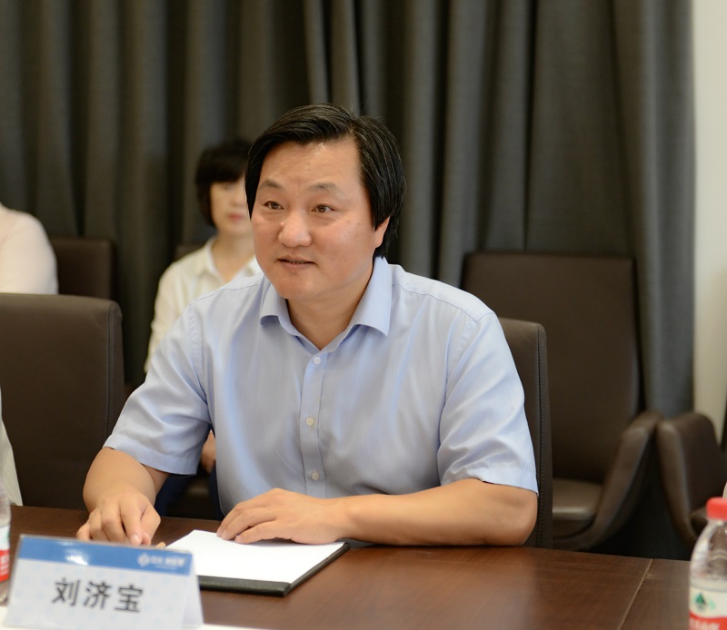 刘济宝局长.jpg