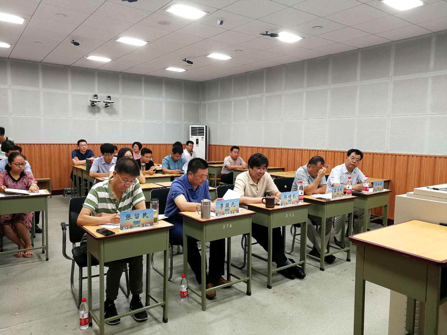 技师（高级技师）论文答辩专家组.jpg